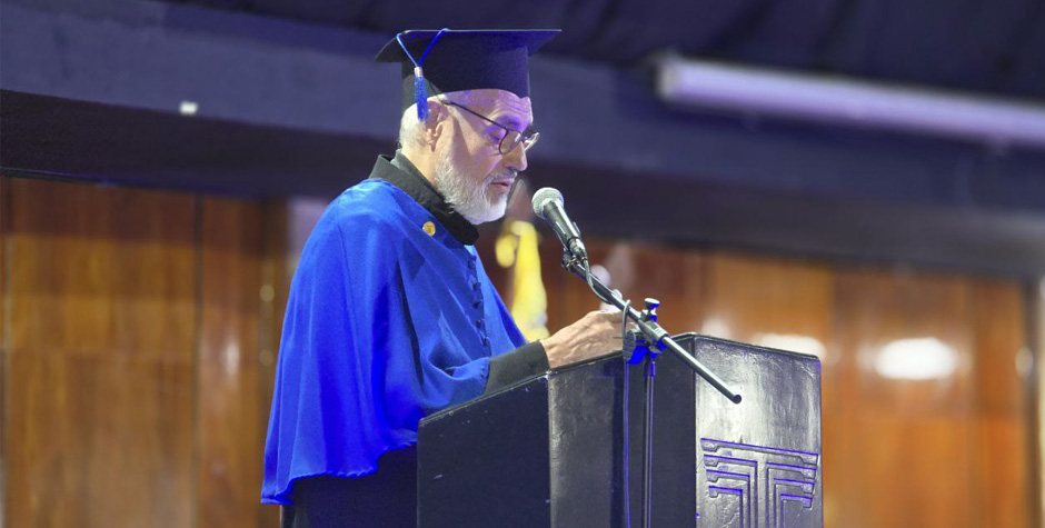 2 honoris causa